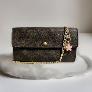 Louis Vuitton Sarah Wallet